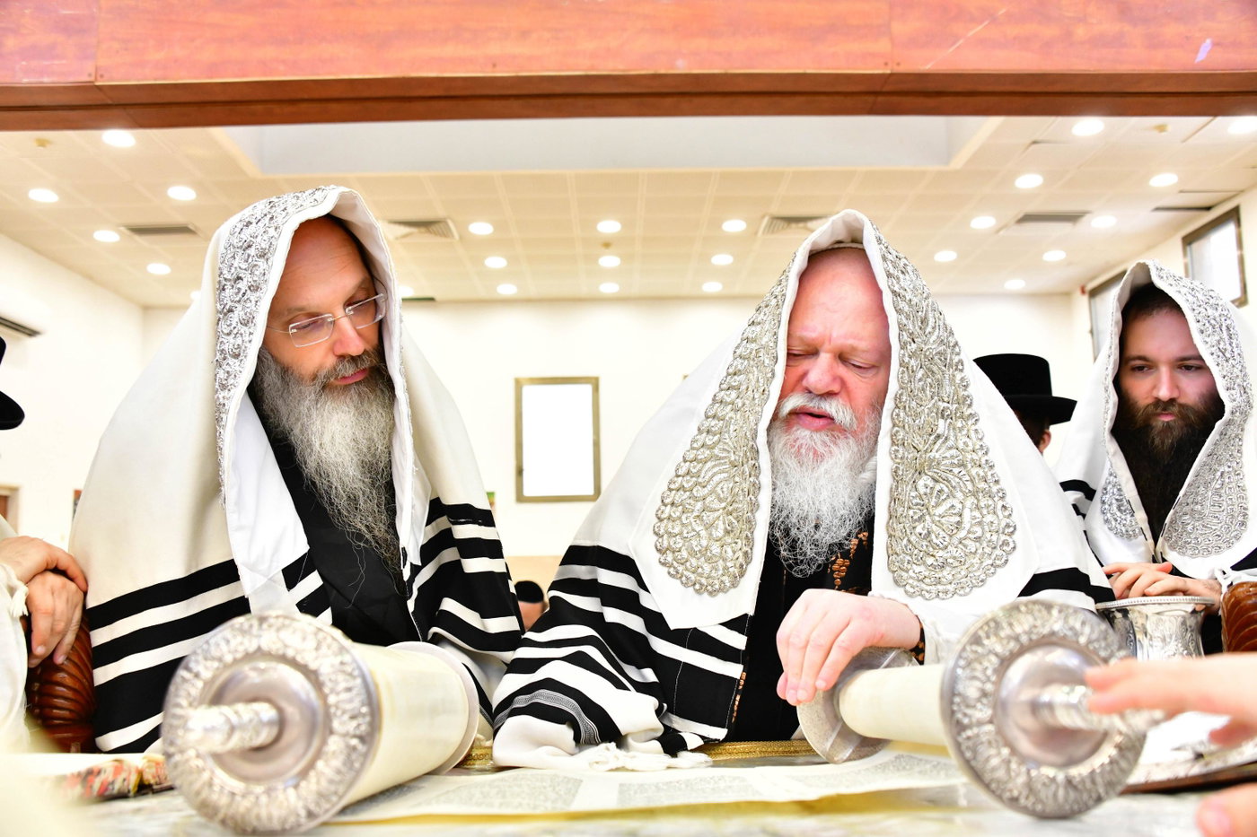 האדמו"ר מפרמישלאן בנענועים
