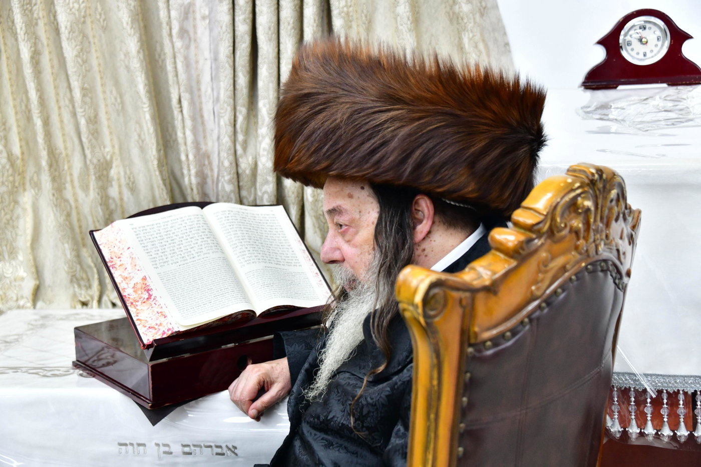 הקפות שניות בחצה"ק זוועהיל