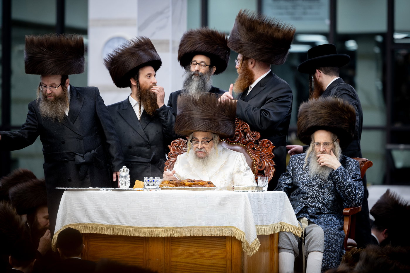 מוצאי שמחת תורה בחצה"ק סאטמר