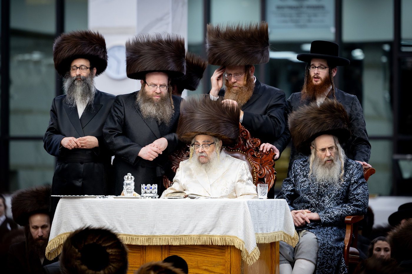 מוצאי שמחת תורה בחצה"ק סאטמר