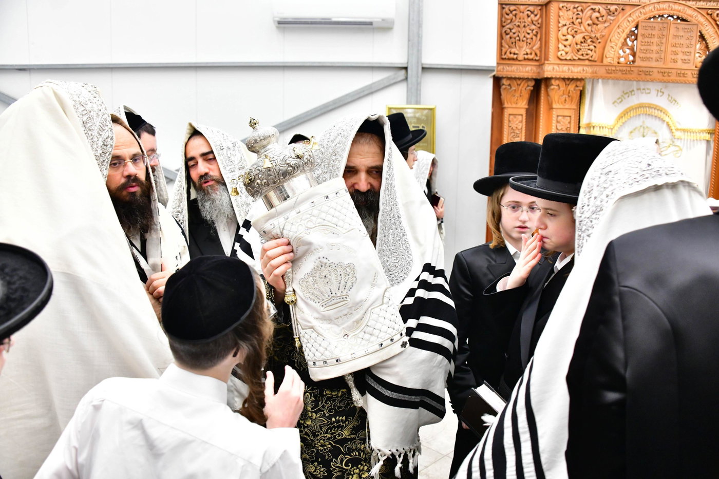 האדמו"ר מזוטשקא בהושענות
