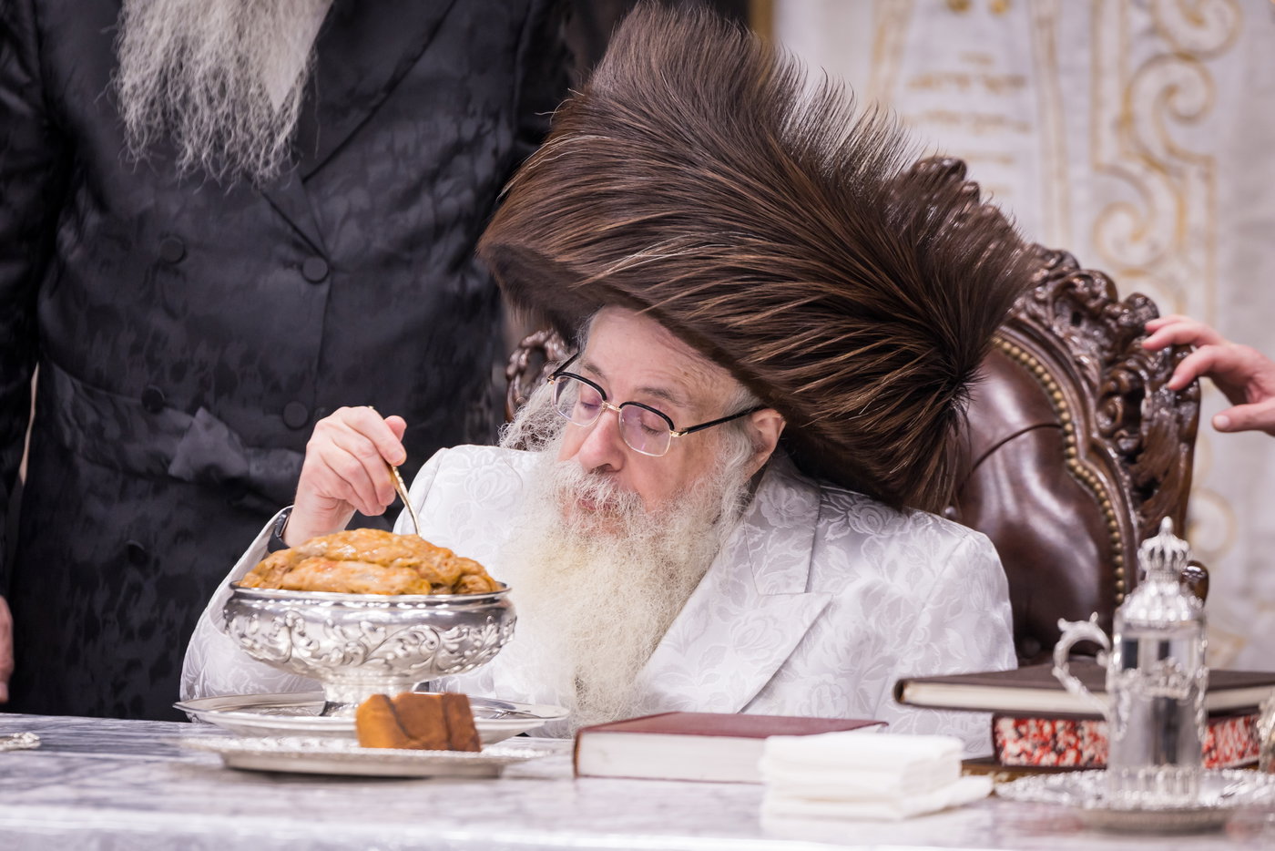 ירח האיתנים בחצה"ק צאנז קלויזנבורג