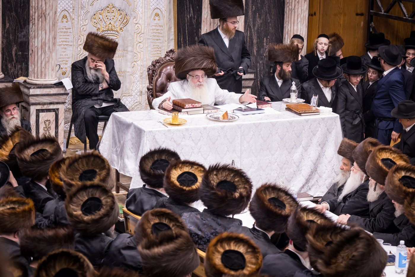 ירח האיתנים בחצה"ק צאנז קלויזנבורג