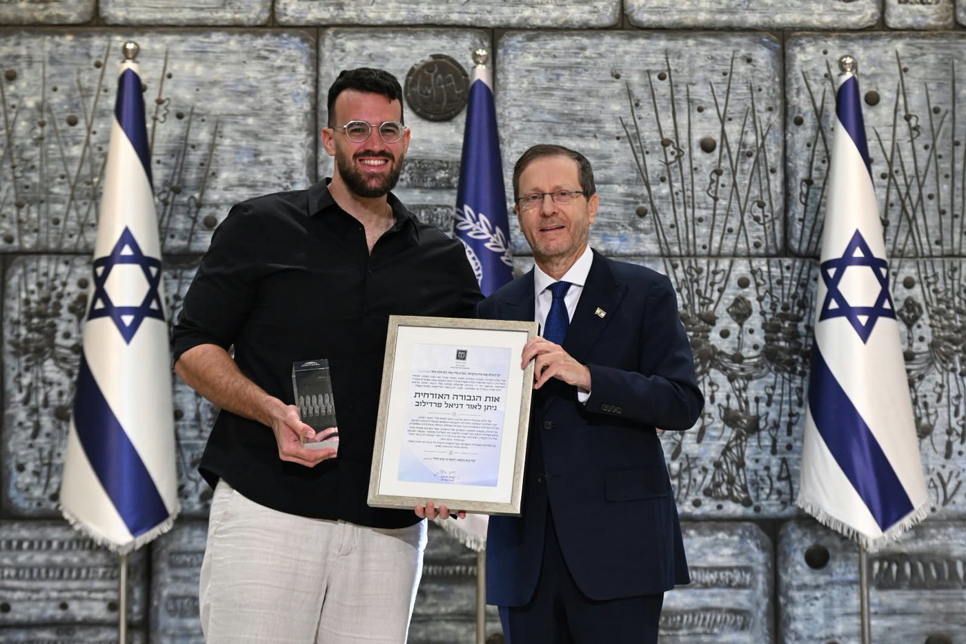 6 הגיבורים מטיסת פליי דובאי קיבלו אות גבורה; זה מה שהם סיפרו
