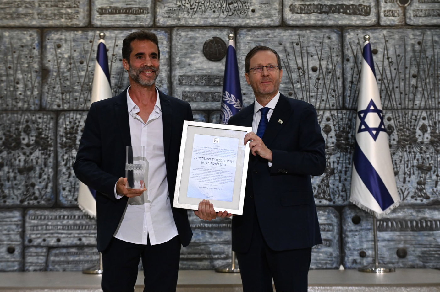 6 הגיבורים מטיסת פליי דובאי קיבלו אות גבורה; זה מה שהם סיפרו
