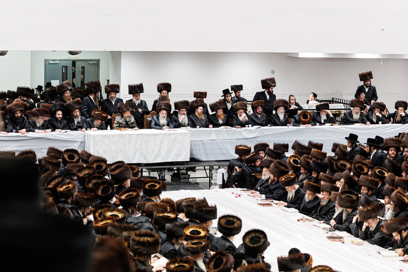 ירח האיתנים בחצה"ק באבוב 45