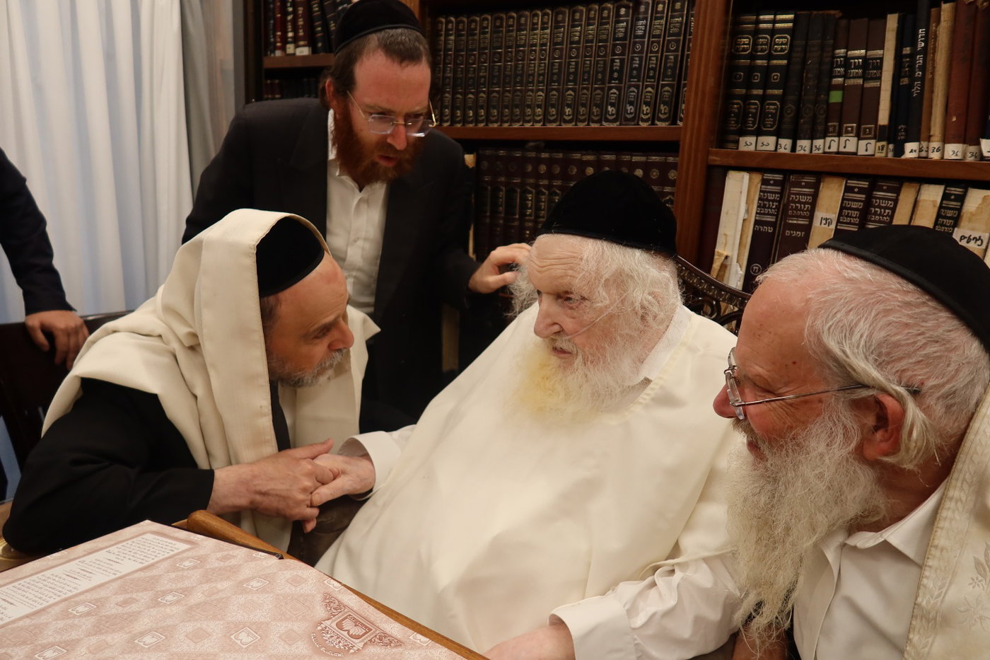 הרב יעקב דוד נאקש בביקור אצל הגר"מ שטרנבוך