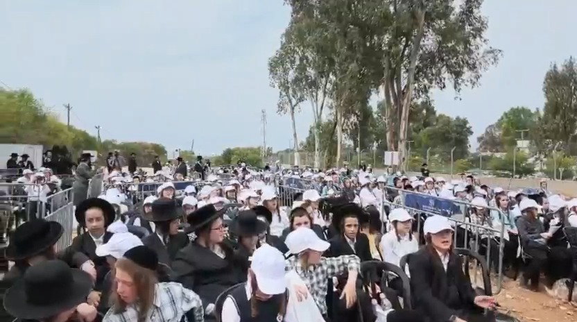 ילדי ברסלב במחאה בכלא 10