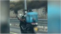 חשב שזה מצחיק: כך נסע האופנוען על הכביש בצפון - וחטף ביוקר
