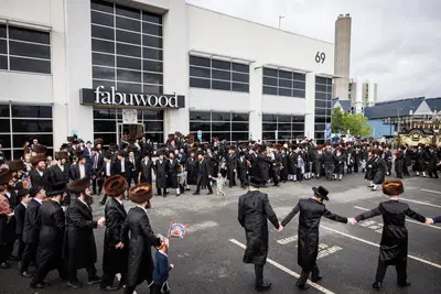 הכנסת ספר תורה בFabuwood