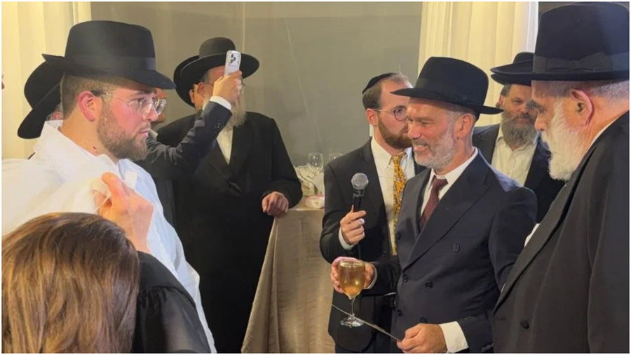 חתונת בתו של הזמר יונתן רזאל