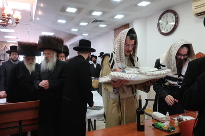 שמחת הברית לנין האדמו"רים מערלוי וקאסוב ויזניץ