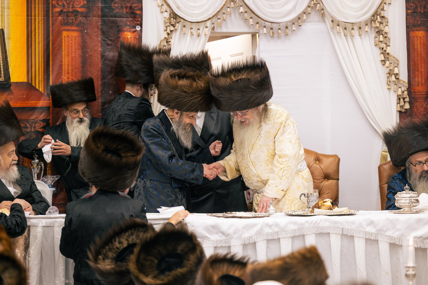 ירח האיתנים בחצה"ק טאהש