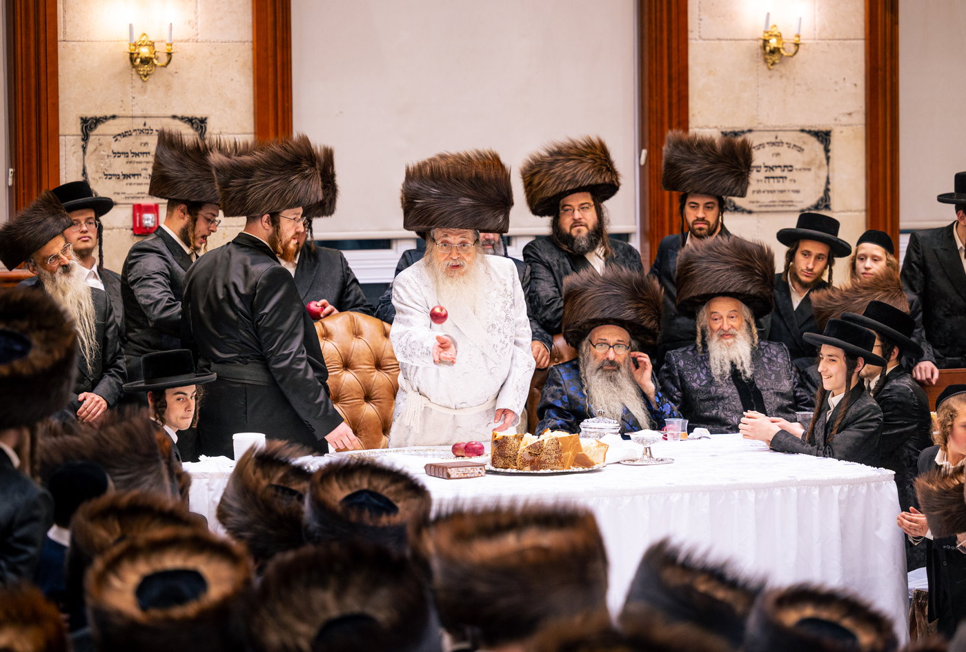 ירח האיתנים בחצה"ק טאהש