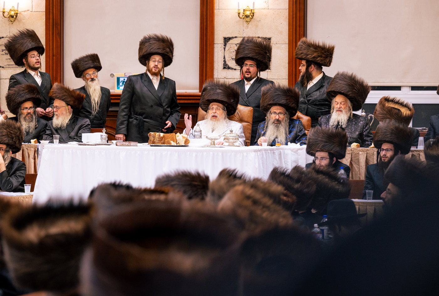 ירח האיתנים בחצה"ק טאהש
