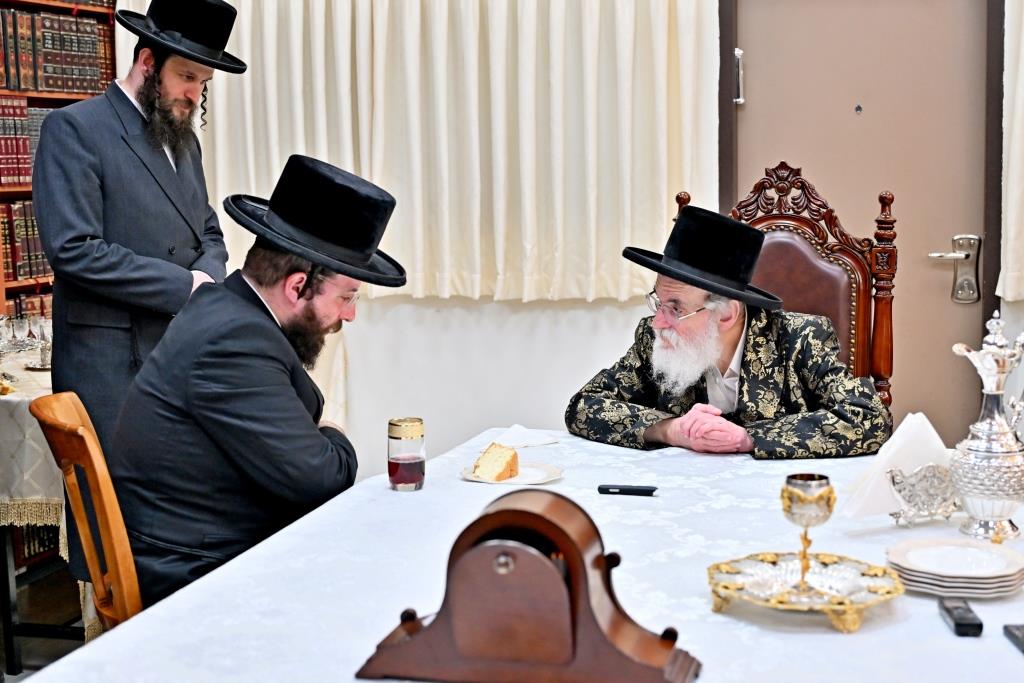 הפגישה של האדמו"ר עם שטארק