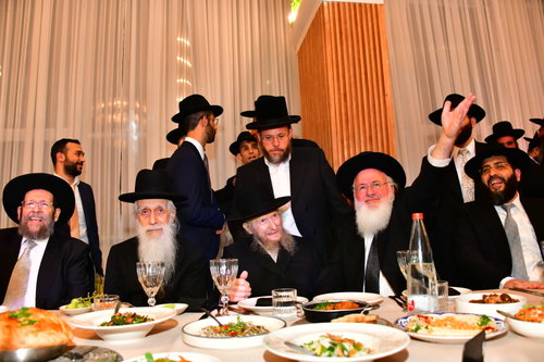 שמחת נישואי נכד הגר"י כהן