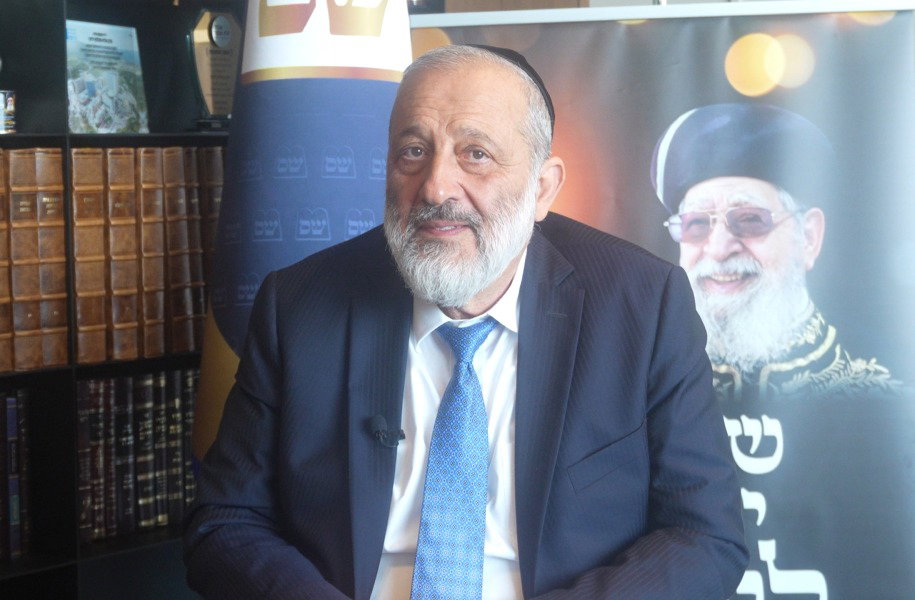 אריה דרעי בריאיון ל'כיכר השבת'