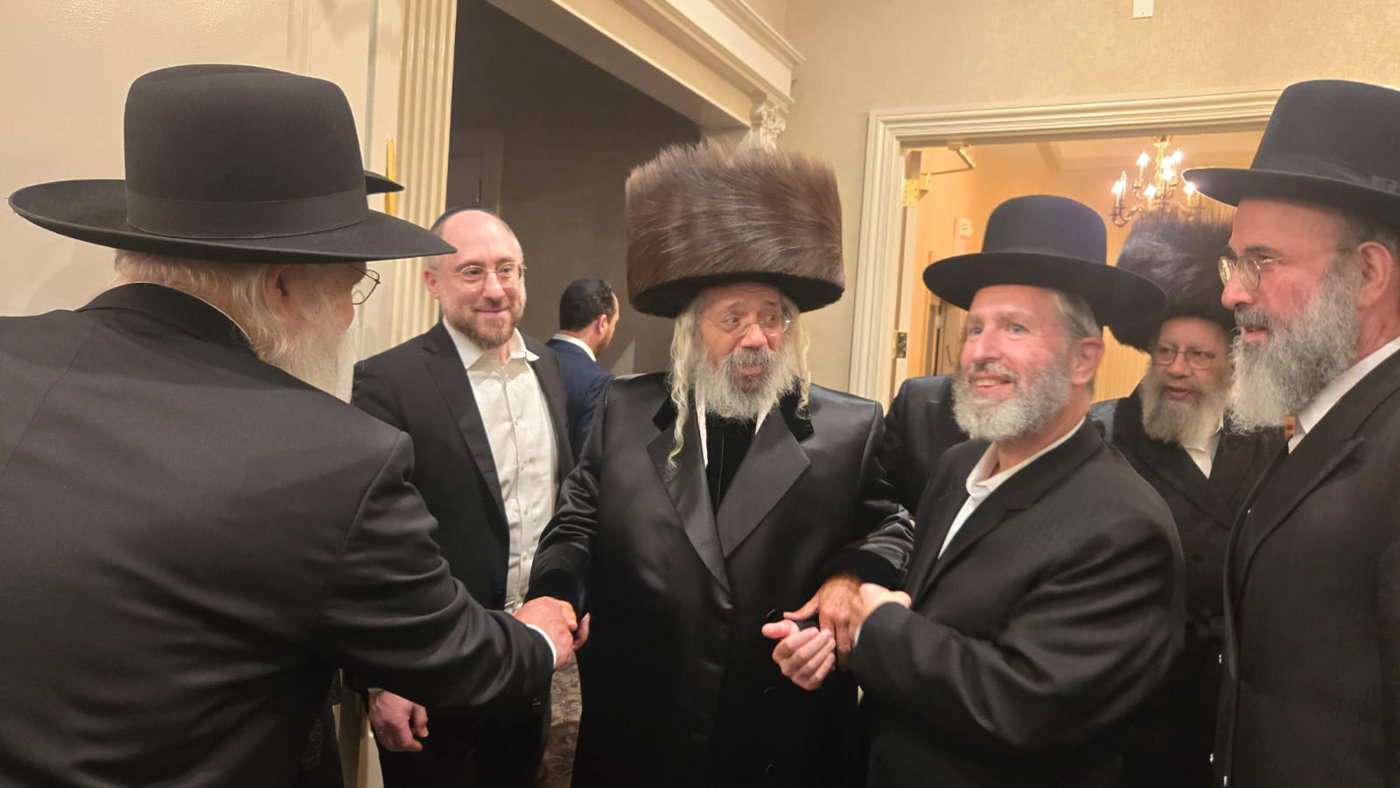 שמחת בית ניקלשבורג - סטרעטין