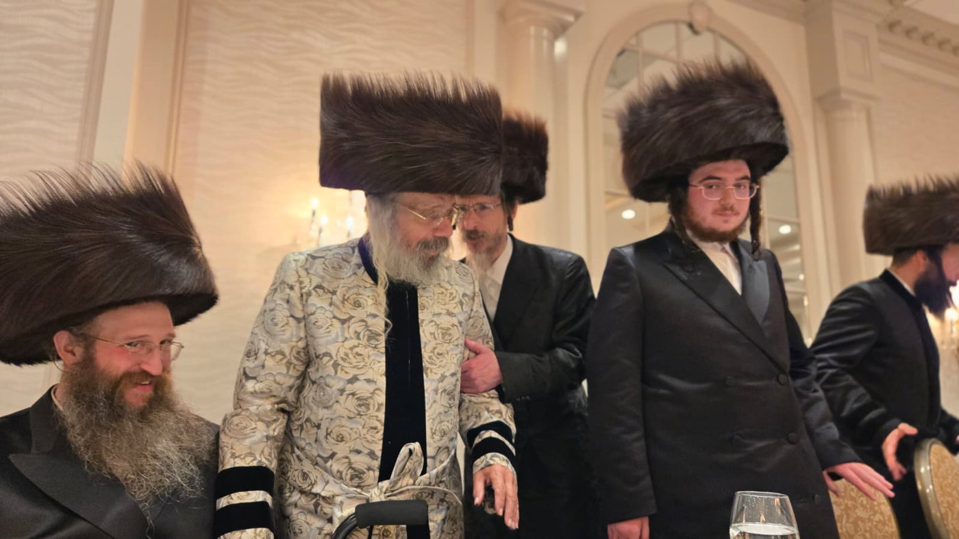 שמחת בית ניקלשבורג - סטרעטין