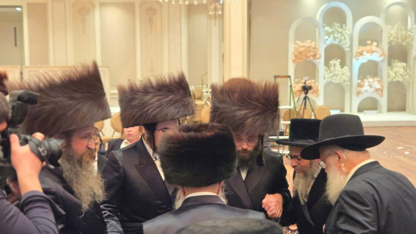 שמחת בית ניקלשבורג - סטרעטין