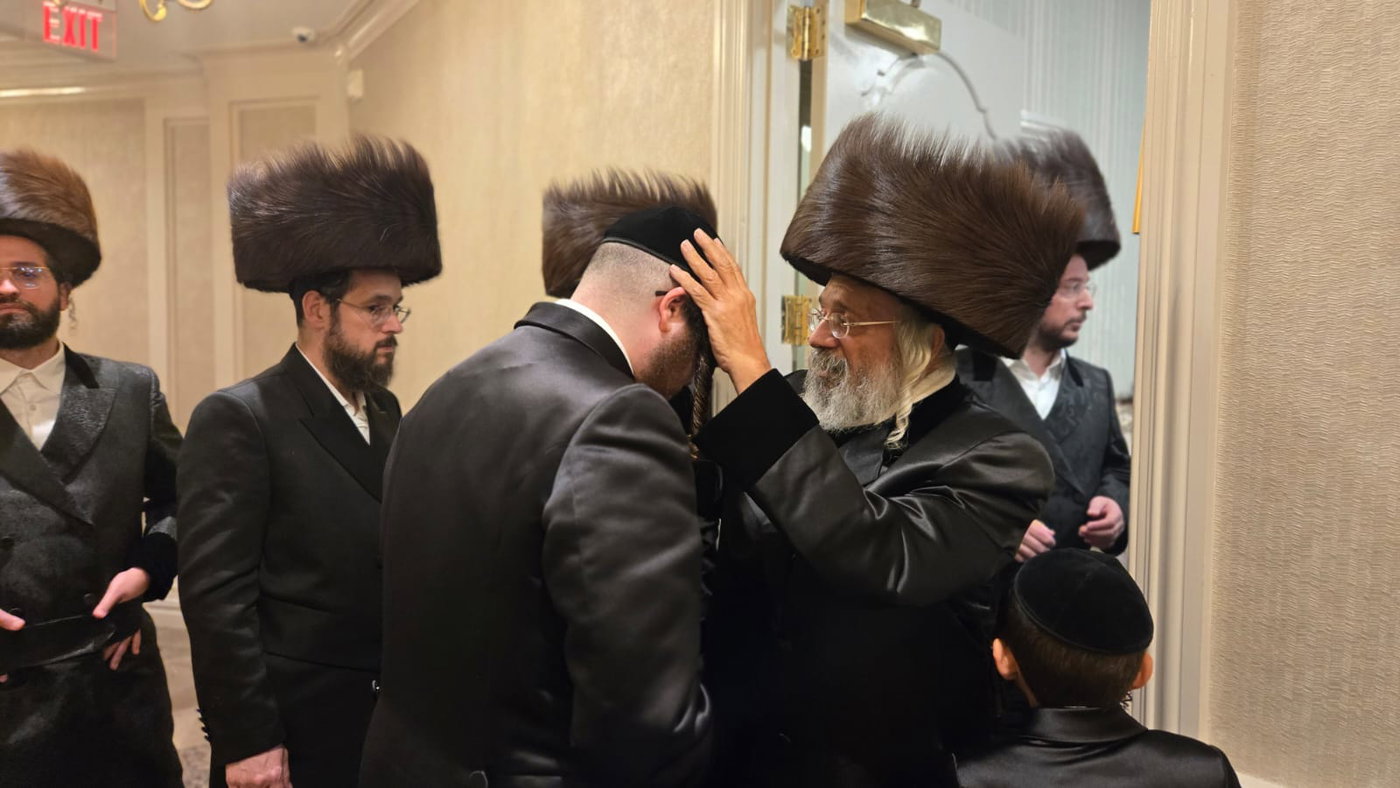 שמחת בית ניקלשבורג - סטרעטין