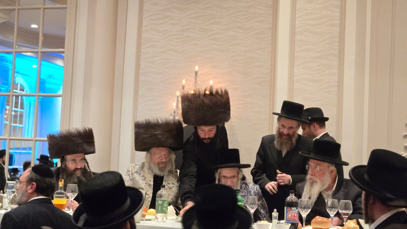 שמחת בית ניקלשבורג - סטרעטין