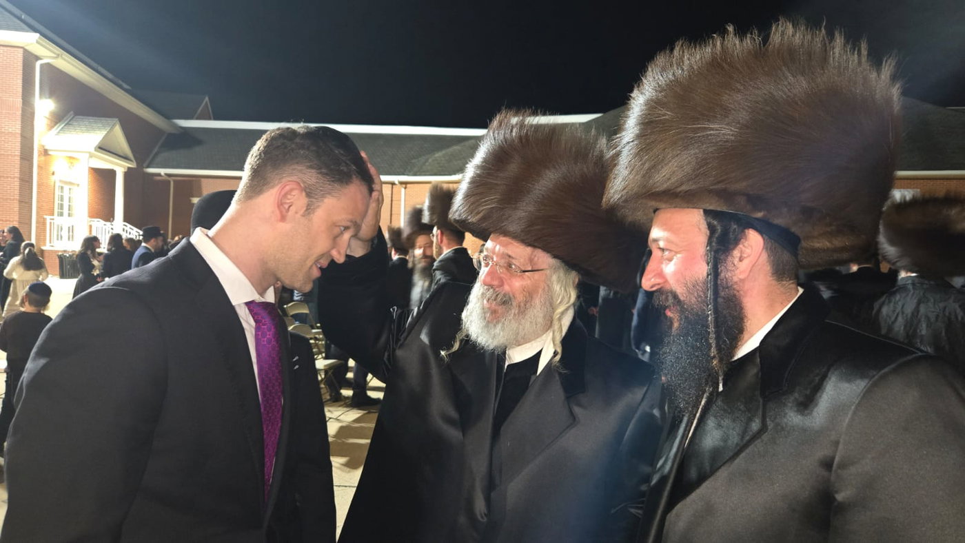 שמחת בית ניקלשבורג - סטרעטין