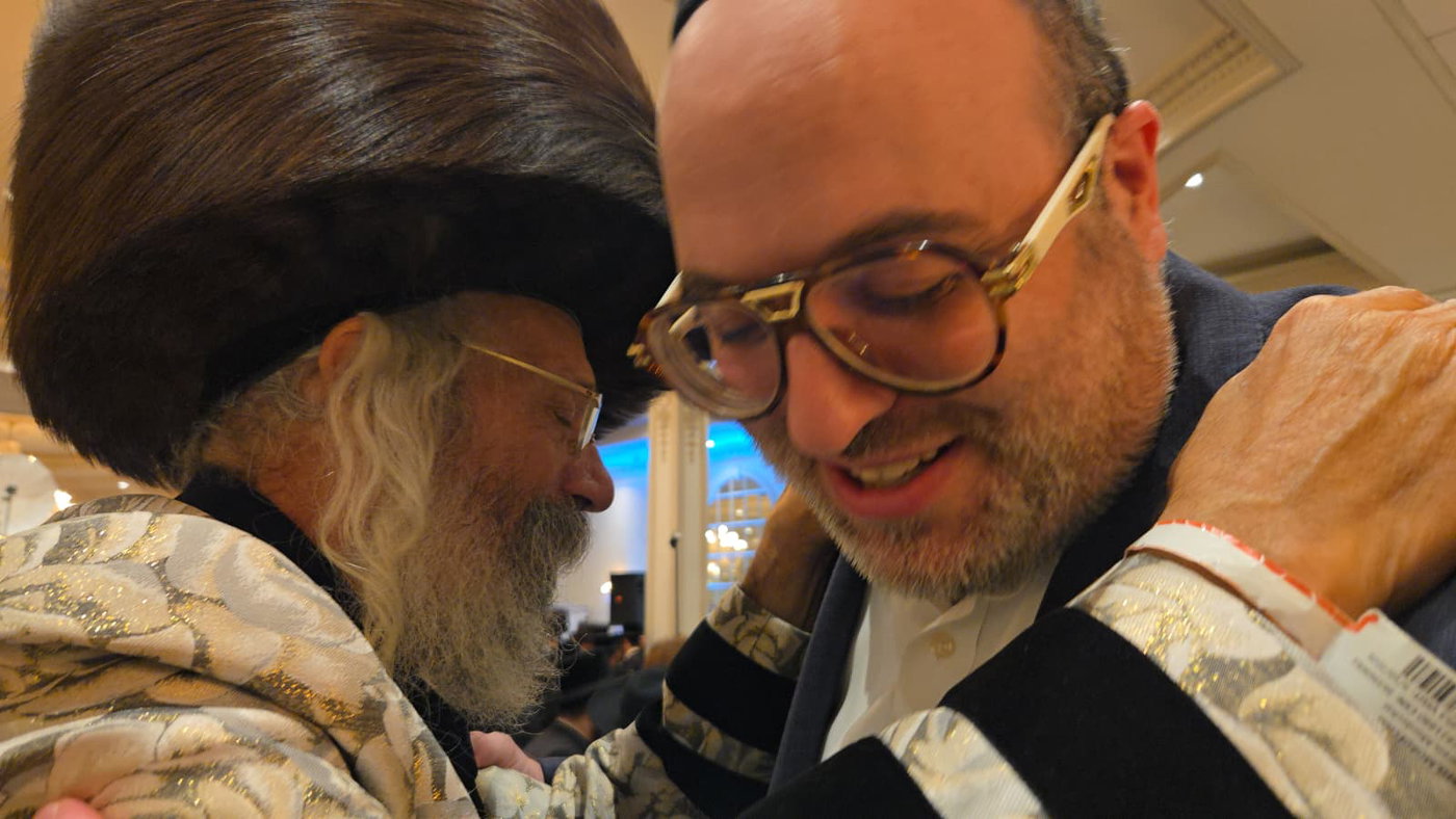 שמחת בית ניקלשבורג - סטרעטין