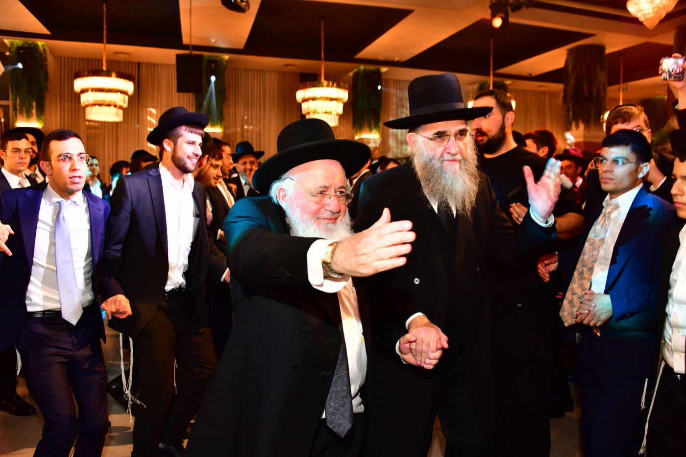 שמחת נישואי נכד הגר"י כהן