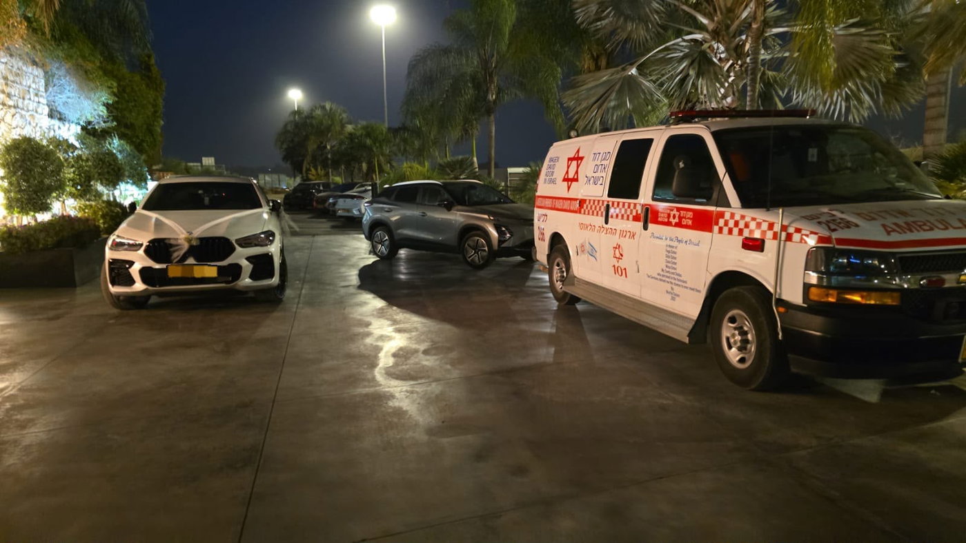 דרמה בתחילת החתונה: אביו של החתן התמוטט ועבר החייאה באולם