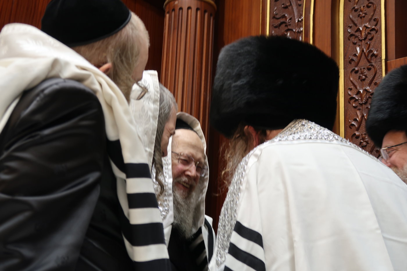 שמחת הברית לנין האדמו"רים מסלונים וקוזמיר