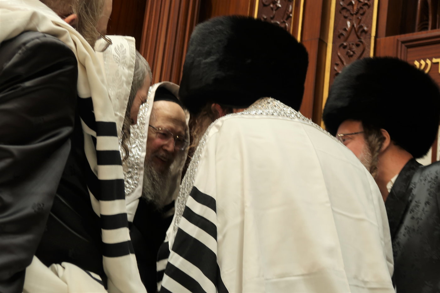 שמחת הברית לנין האדמו"רים מסלונים וקוזמיר