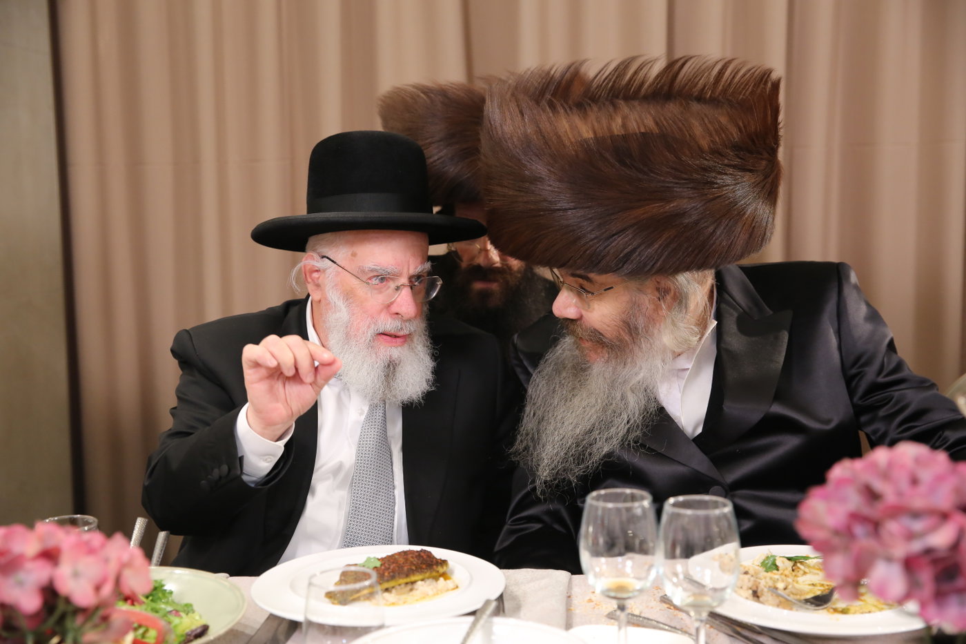 שמחת בר המצווה בחצרות טריסק - סאווראן