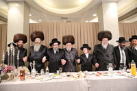 שמחת בר המצווה בחצרות טריסק - סאווראן