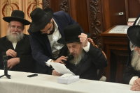 הגר"ד לנדו במעמד