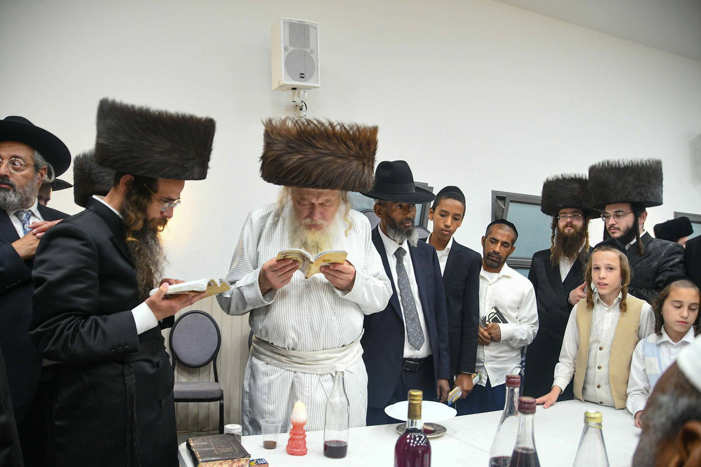 האדמו"ר ממבקשי אמונה בעמנואל