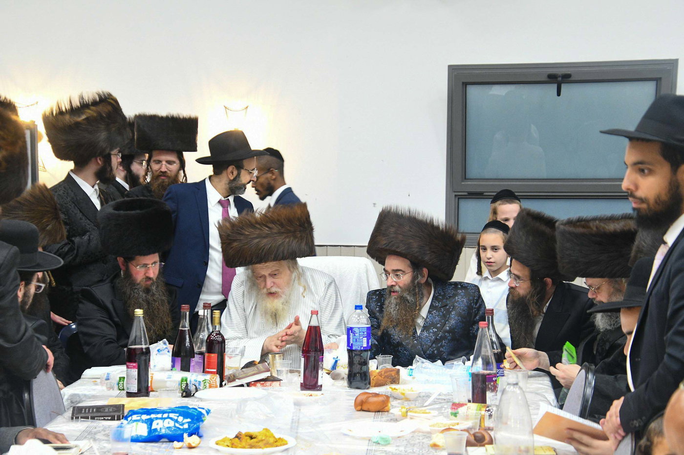האדמו"ר ממבקשי אמונה בעמנואל
