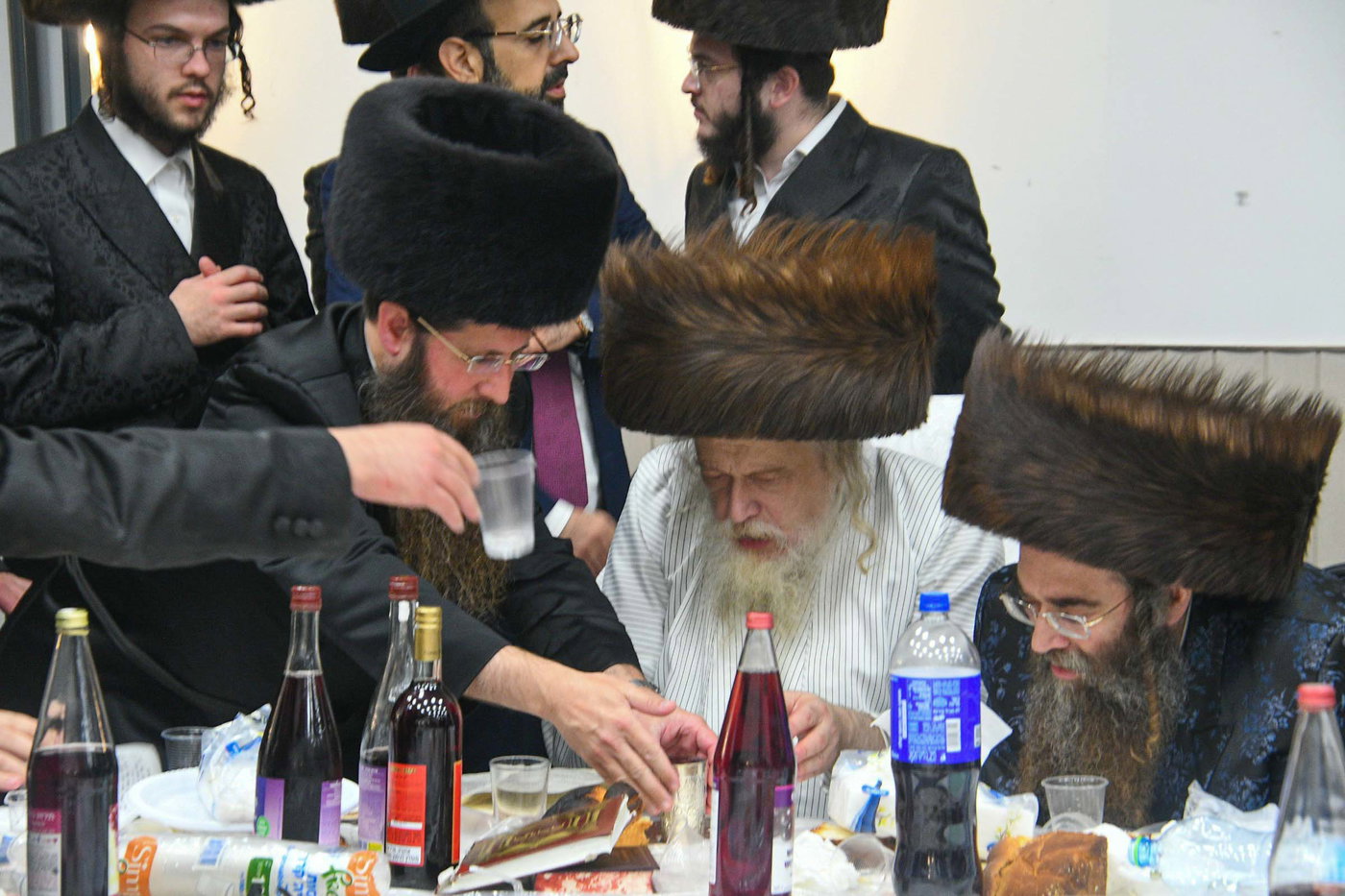 האדמו"ר ממבקשי אמונה בעמנואל