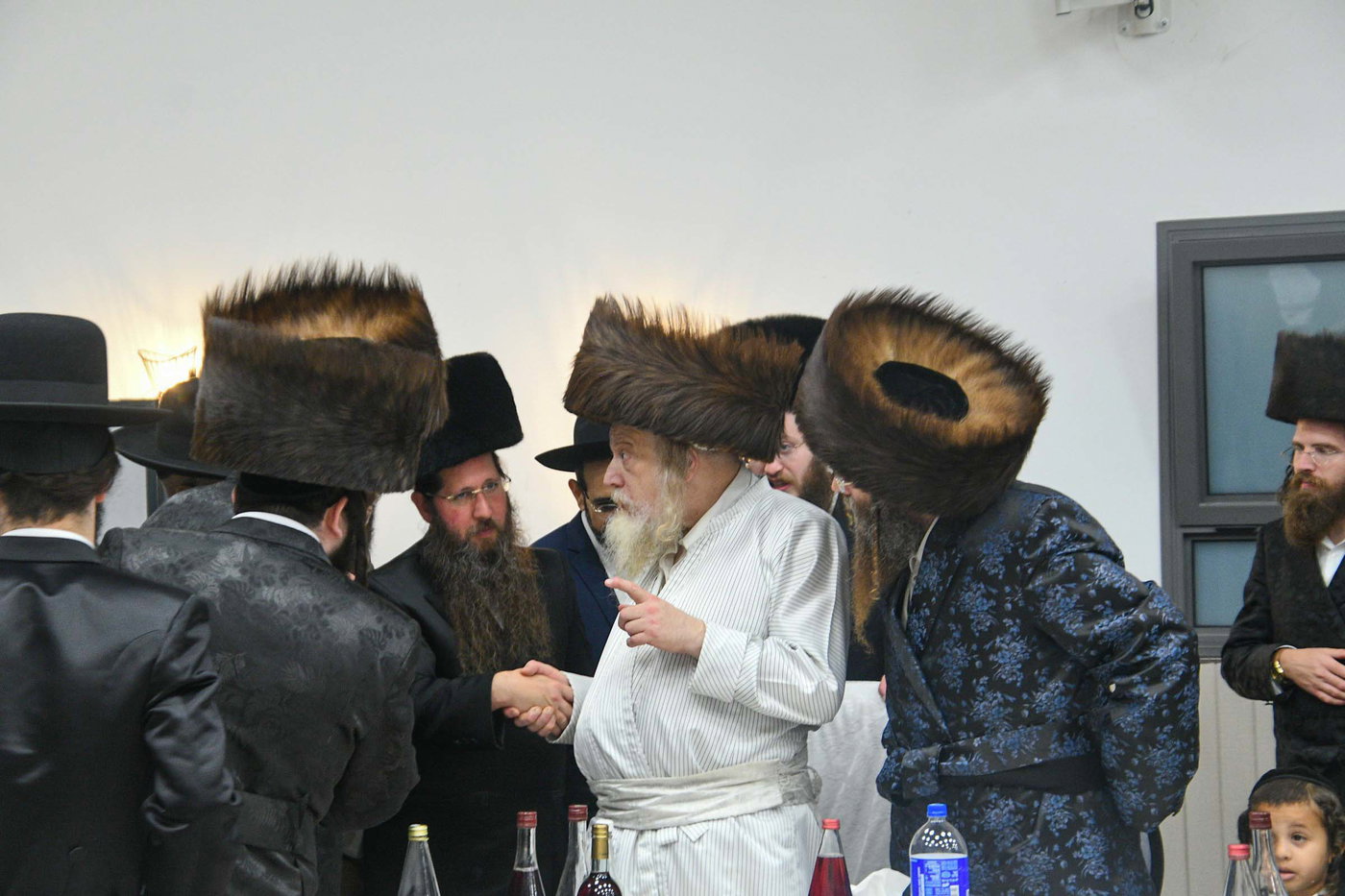 האדמו"ר ממבקשי אמונה בעמנואל
