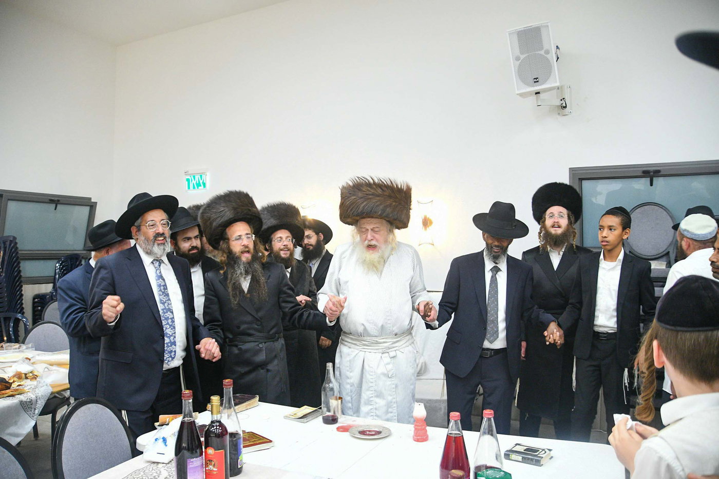 האדמו"ר ממבקשי אמונה בעמנואל
