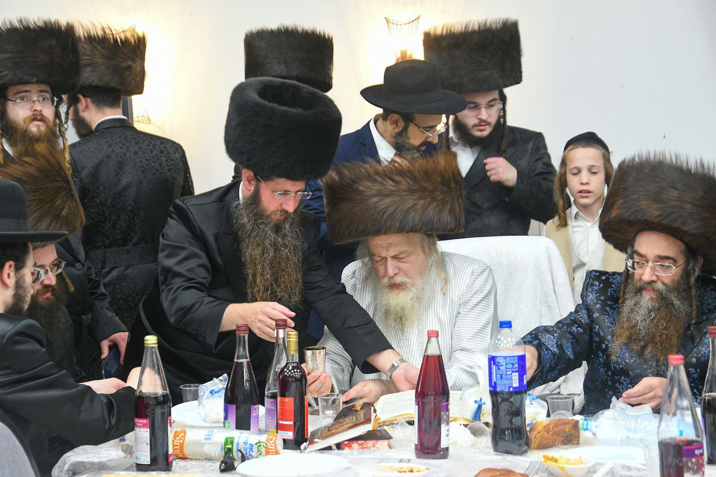 האדמו"ר ממבקשי אמונה בעמנואל