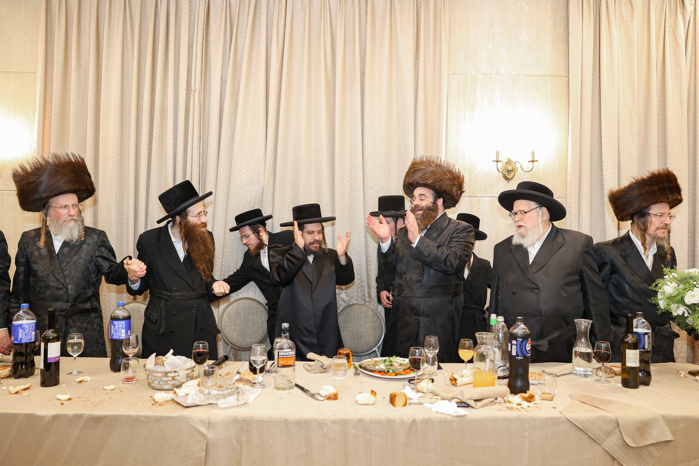הכנסת ספר התורה