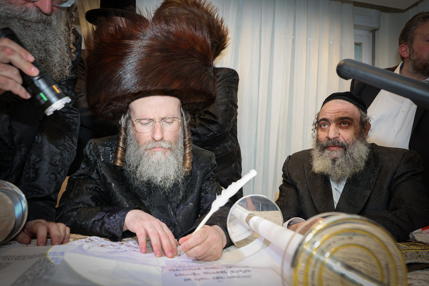 הכנסת ספר התורה