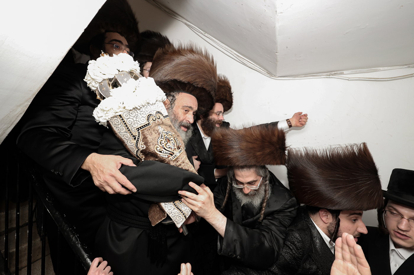 הכנסת ספר התורה