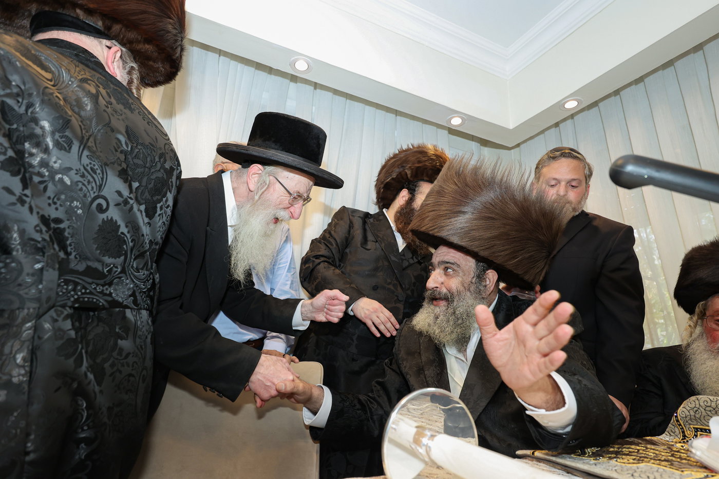 הכנסת ספר התורה