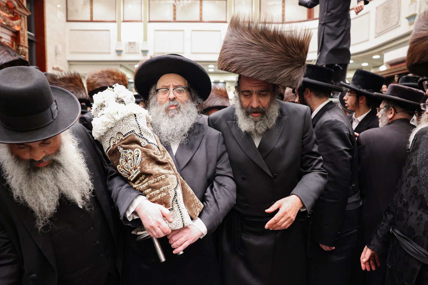 הכנסת ספר התורה