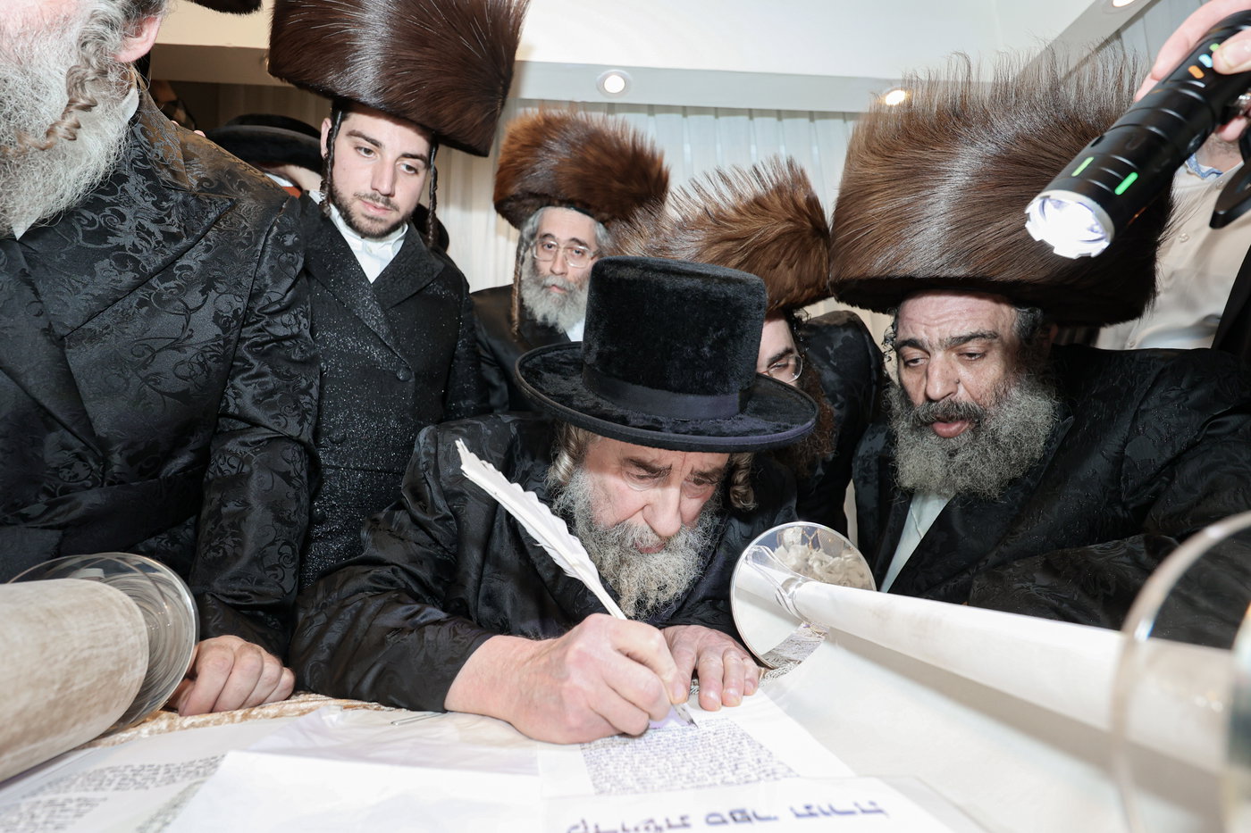 הכנסת ספר התורה