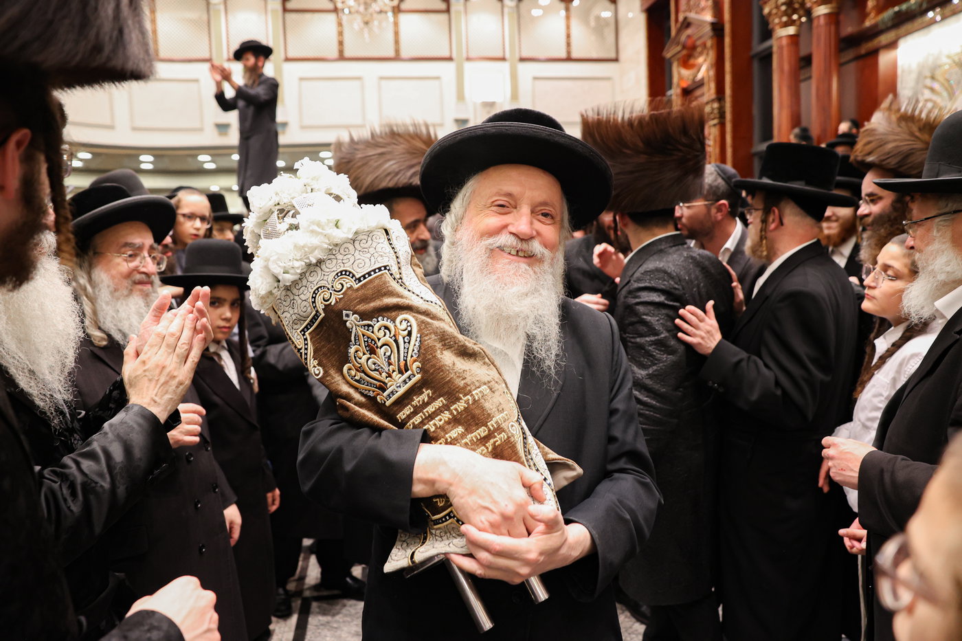 הכנסת ספר התורה