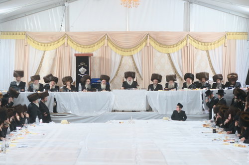 האדמו"ר מנדבורנה בשבת התאחדות במירון
